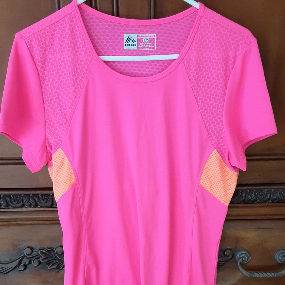 Tennis top
